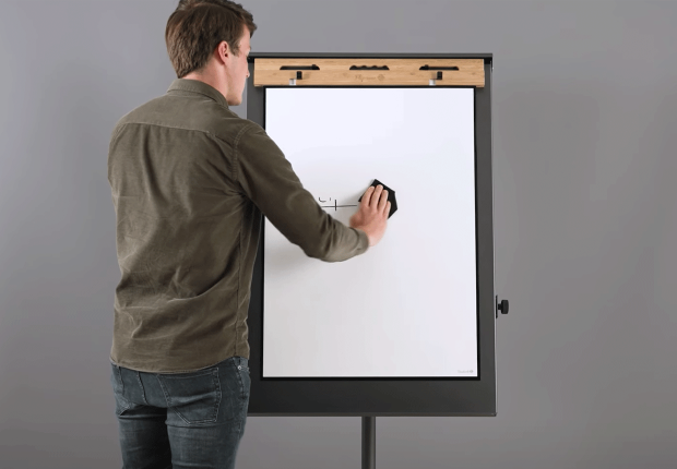 Richard presenting Flip0ever